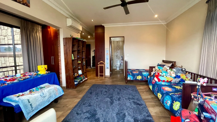 5 Bedroom Property for Sale in Xanadu North West